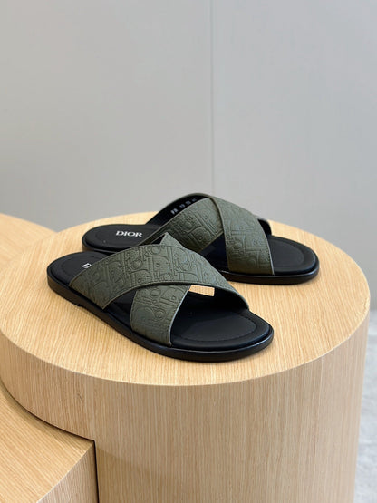 dio slipper