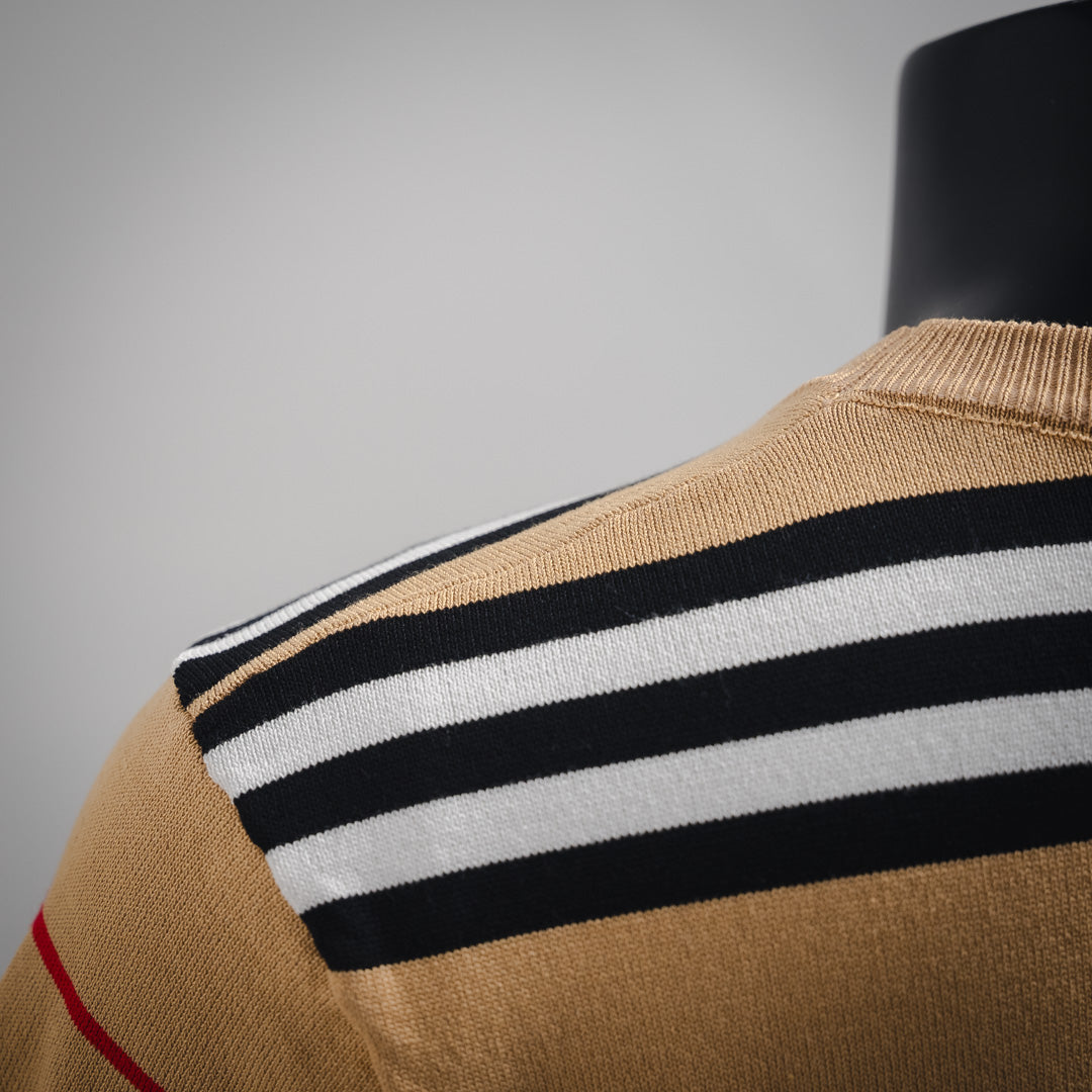 burber 24ss knitted t-shirt