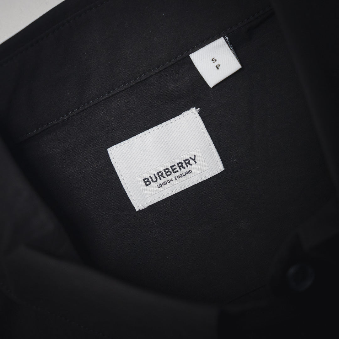 Burber patches buttons shirt