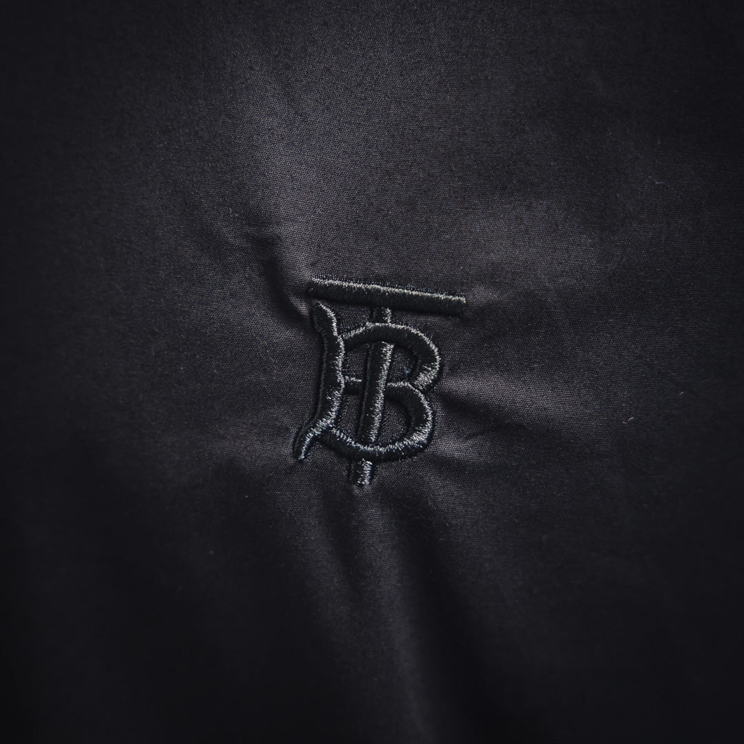 Burber embroidered buttons shirt