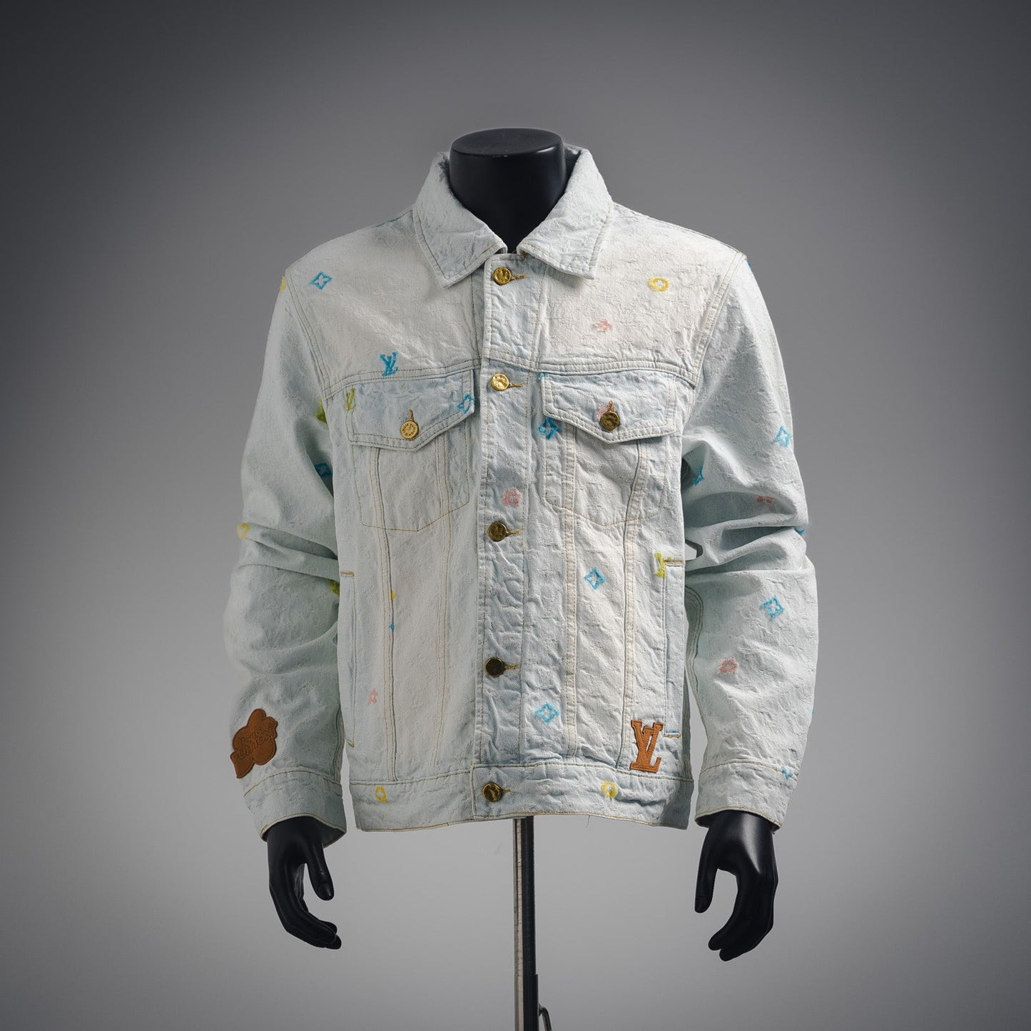 1V x tyle embroidered denim jacket