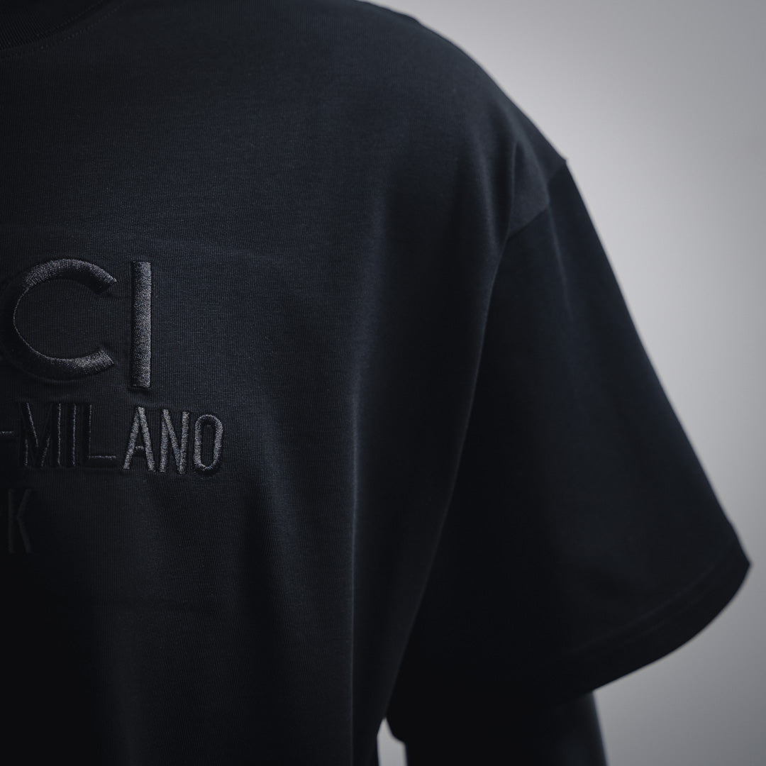 guc 25ss embroidered t-shirt