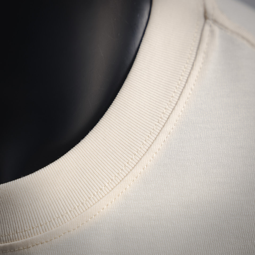 guc 25ss embroidered t-shirt