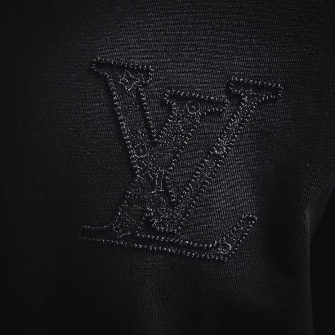 1V 25ss embroidered t-shirt