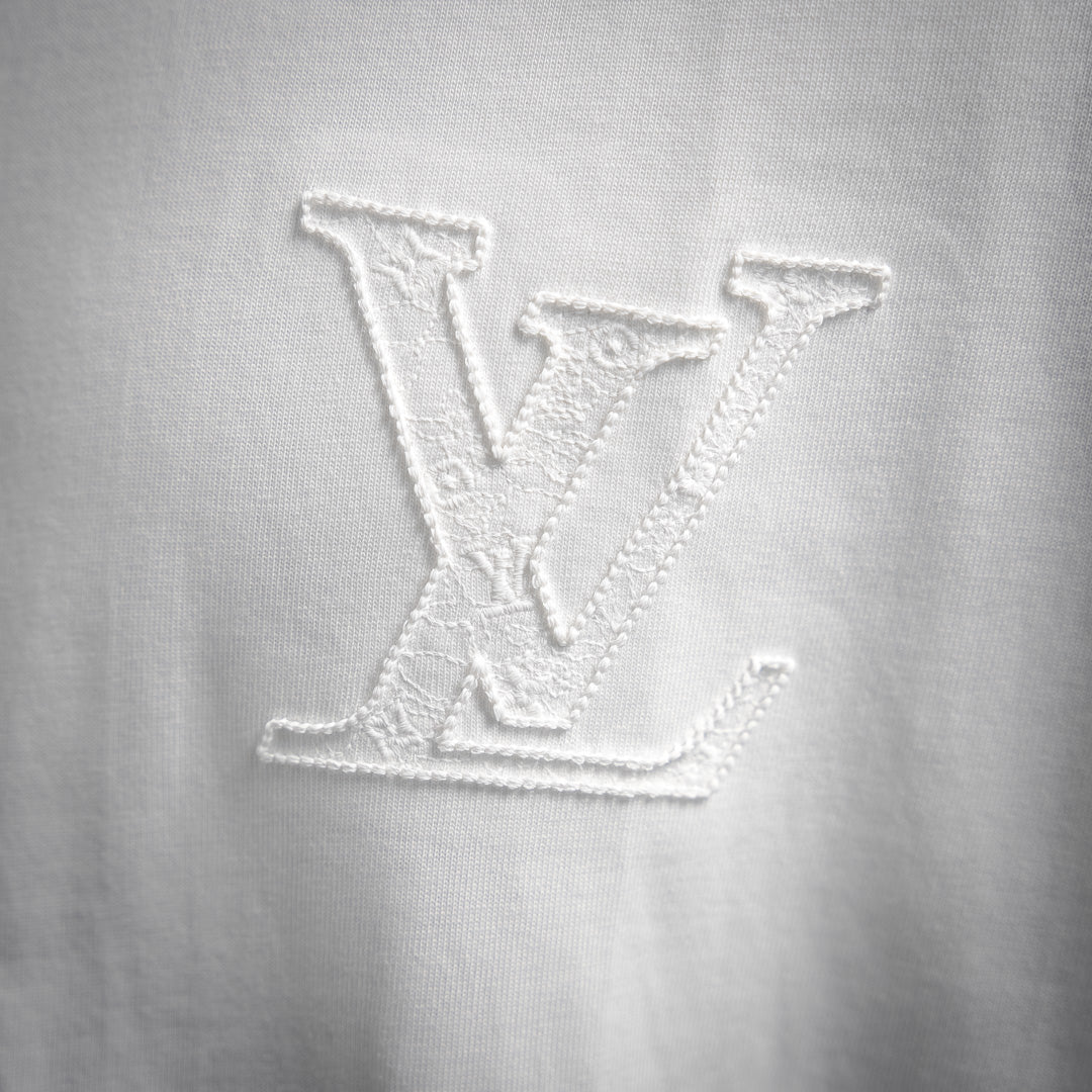 1V 25ss embroidered t-shirt