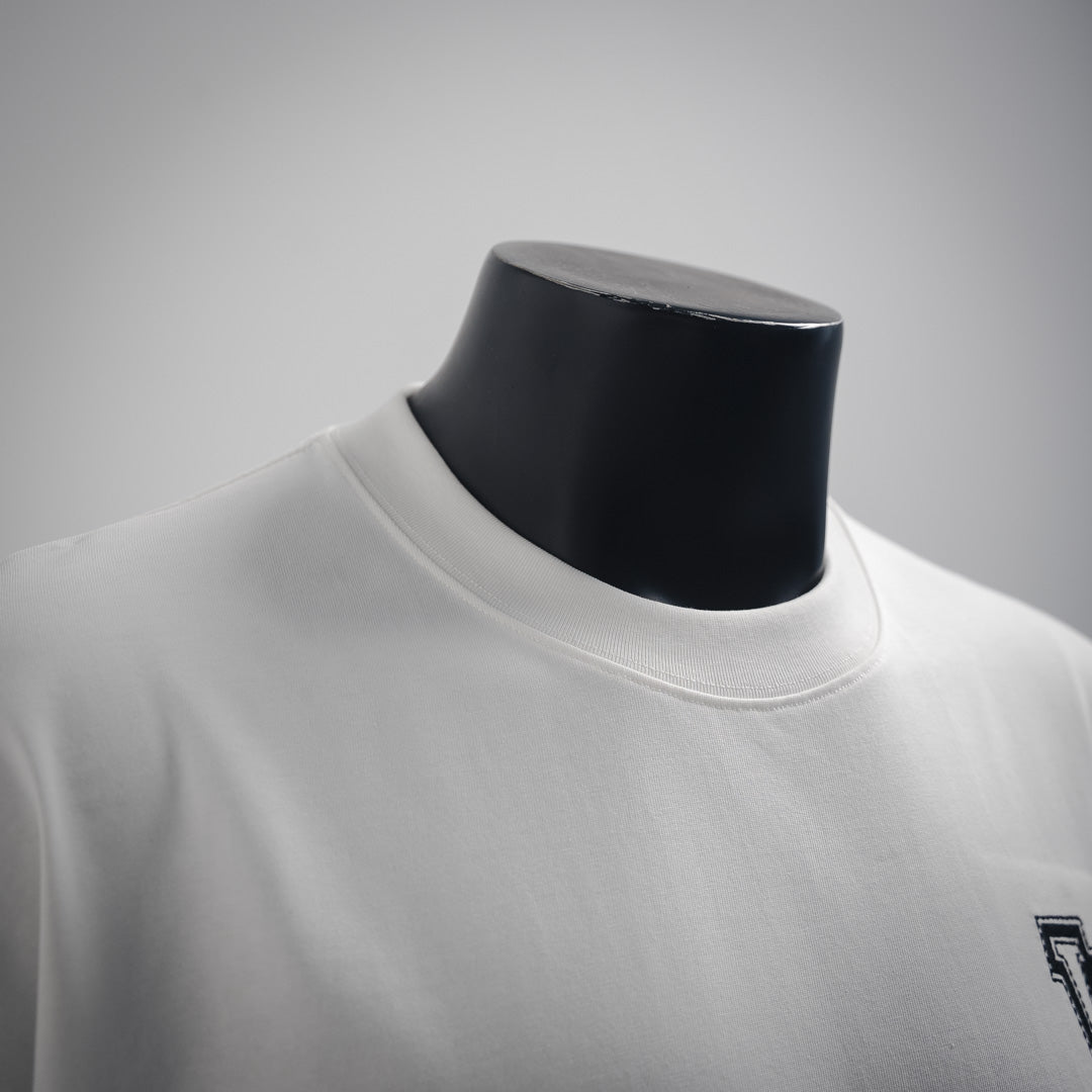 1V 25ss embroidered t-shirt