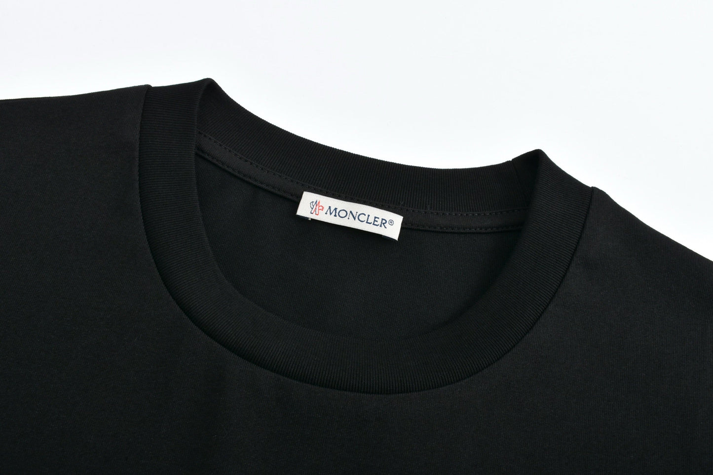 moncl 25ss embroidered t-shirt