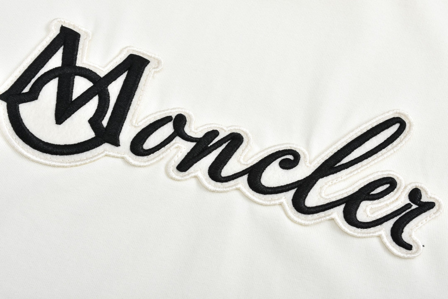 moncl 25ss embroidered t-shirt