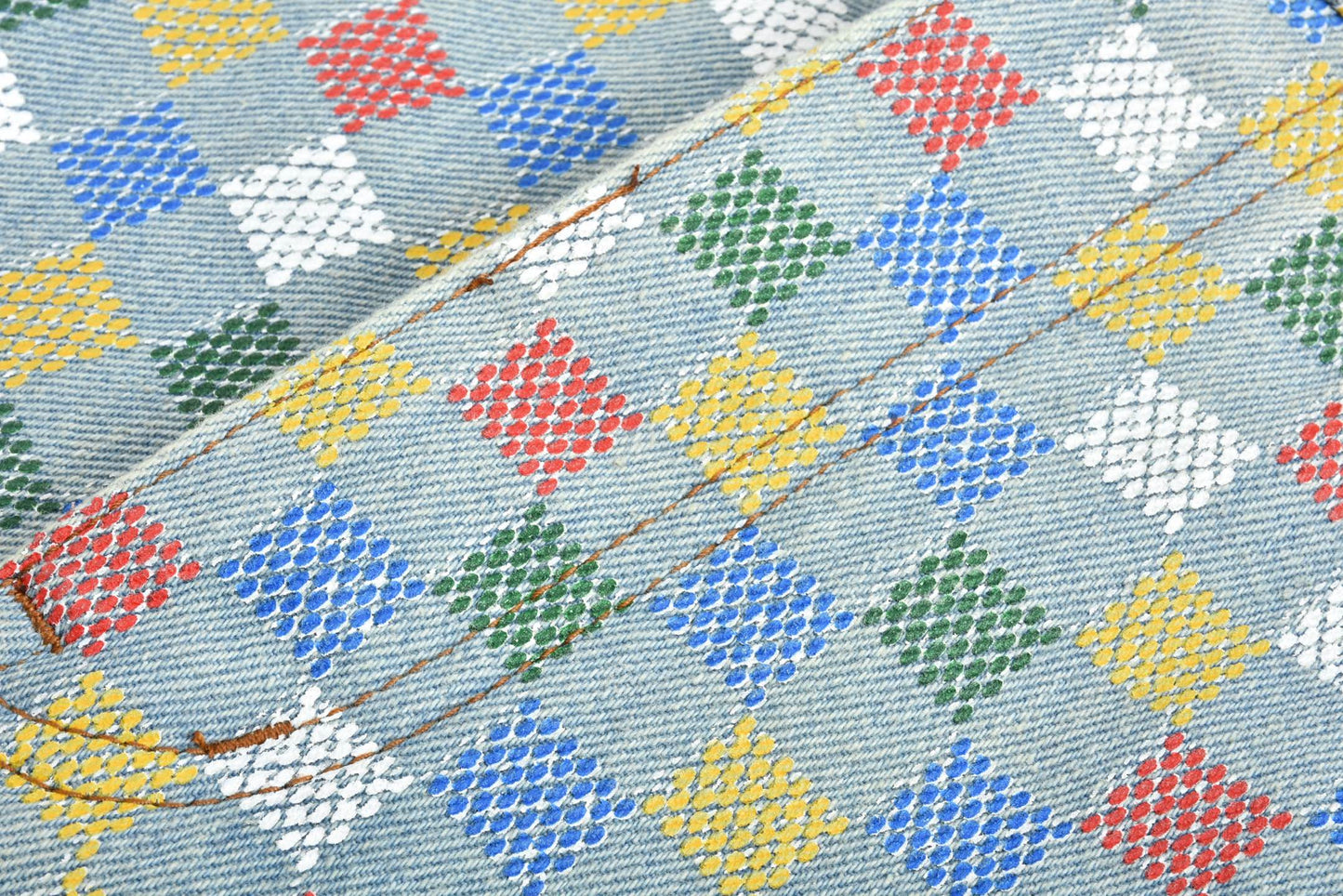 1V jacquard jeans