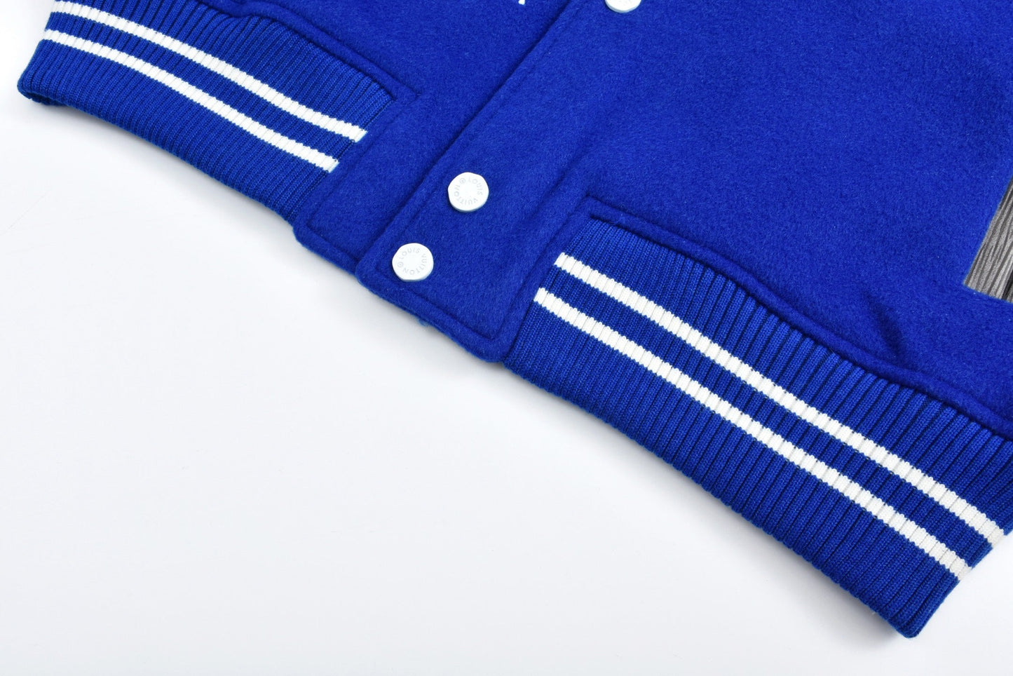 1V Woolen embroidered jacket