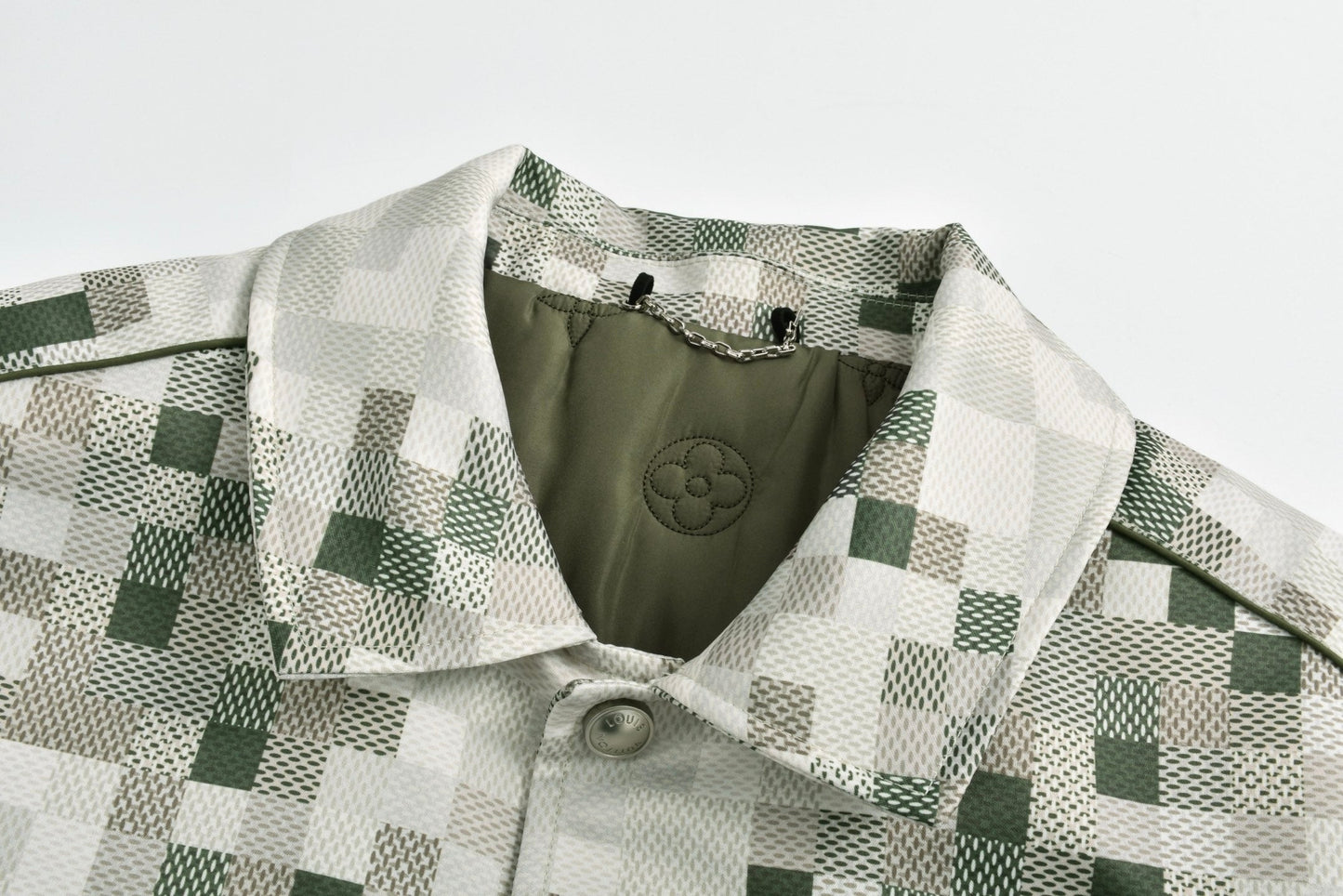 1V embroidered padded jacket