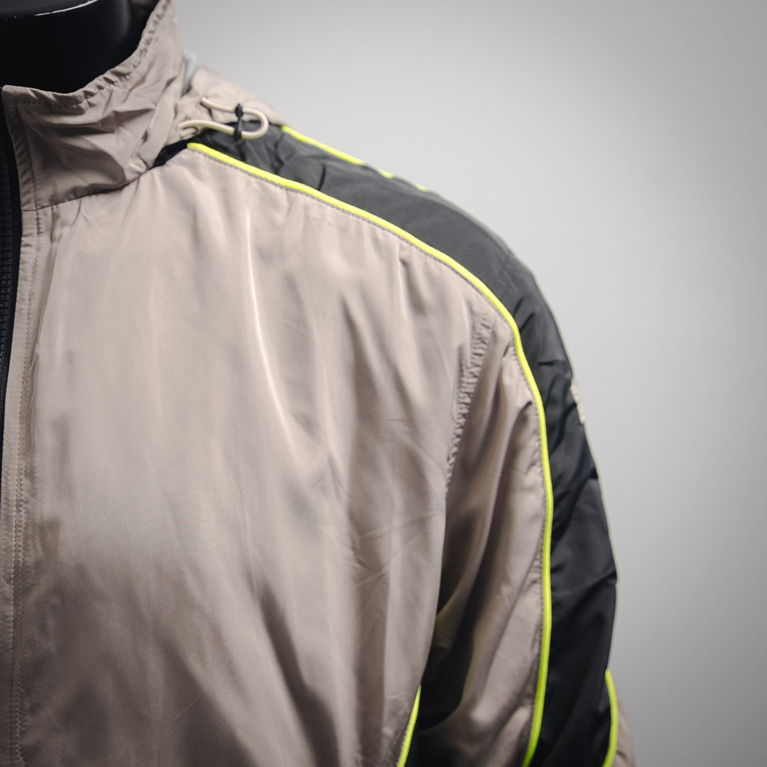 Given 25ss sports jacket