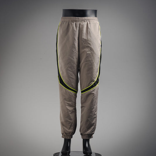 Given 25ss sweatpants