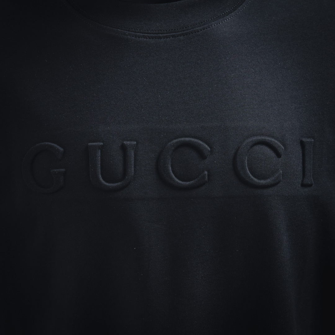 guc 25ss embossed t-shirt