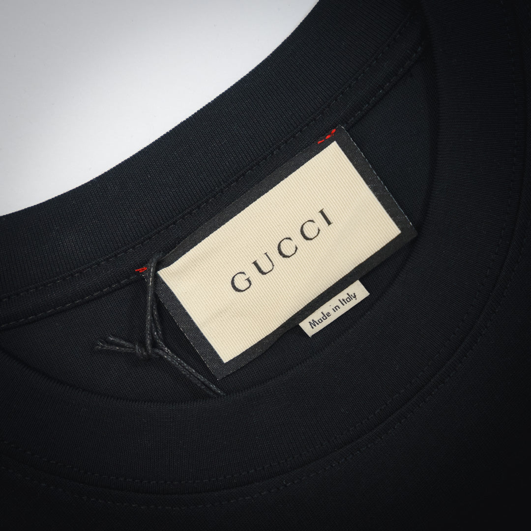 guc 25ss embossed t-shirt
