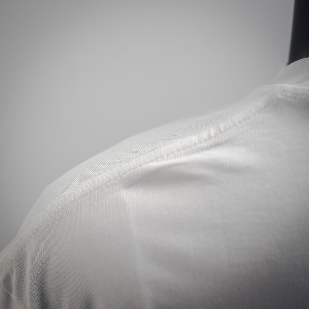 1V 25SS embossed t-shirt