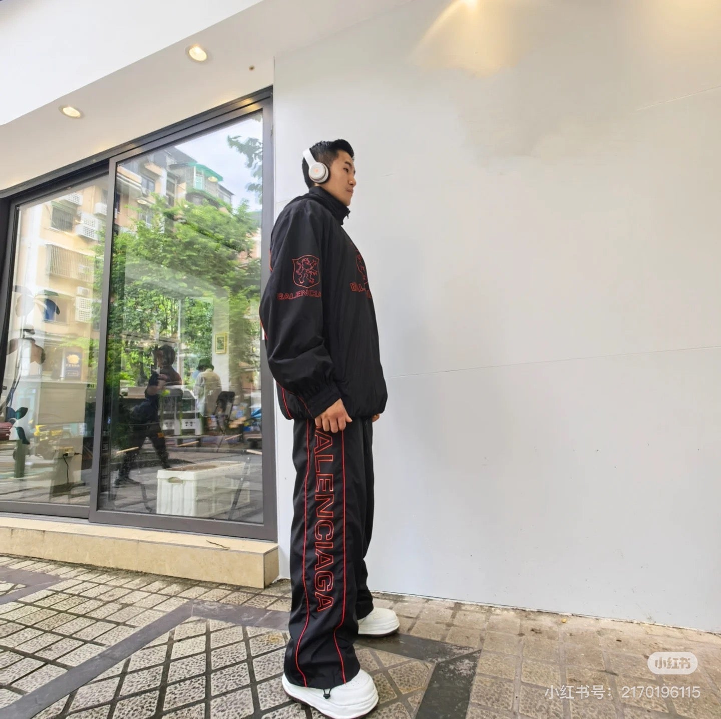 Balen 25ss embroidered pants