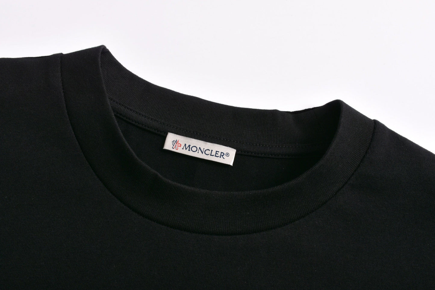 Monc patches t-shirt