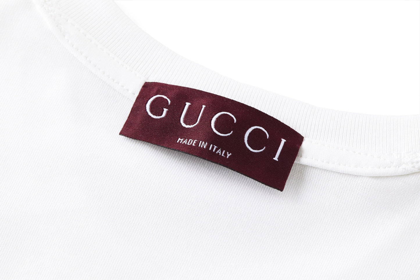 Gucc 25ss embroidered t-shirt