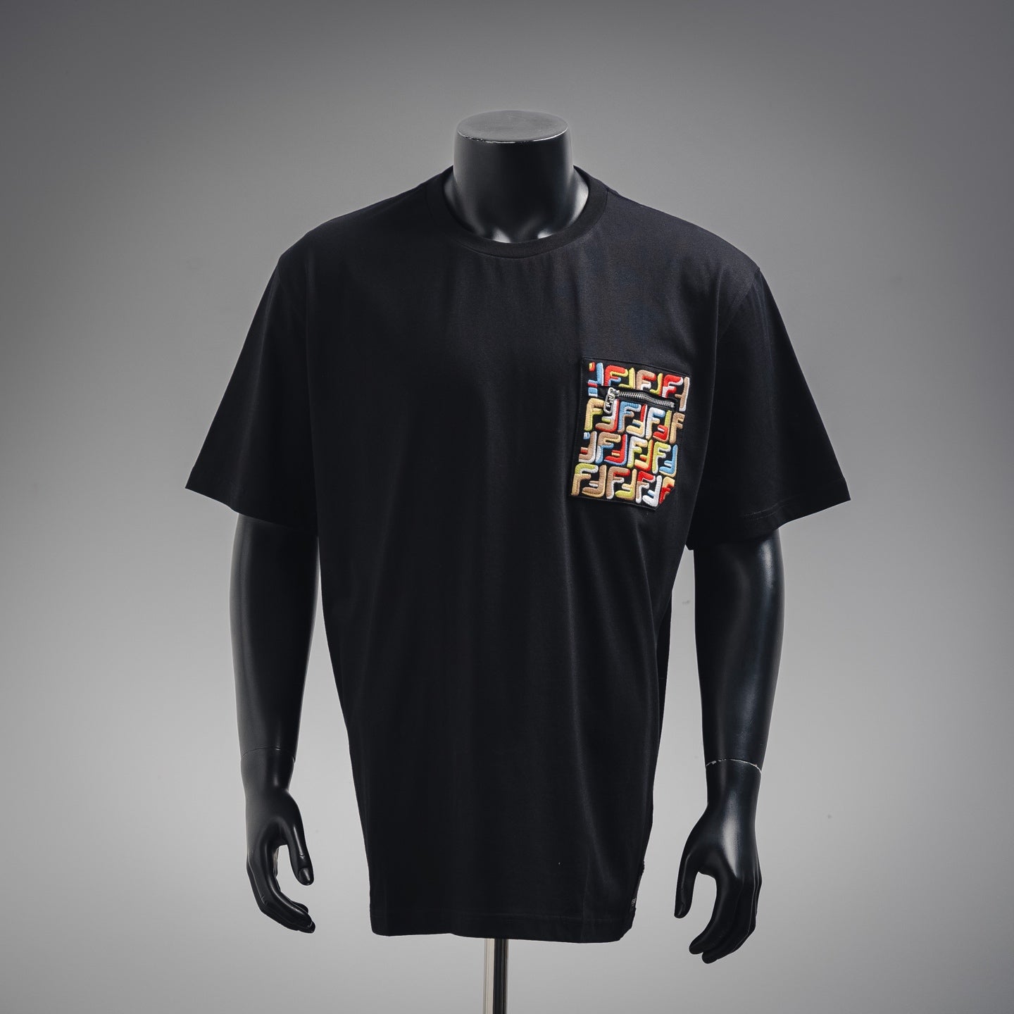 Fend 25ss embroidered t-shirt
