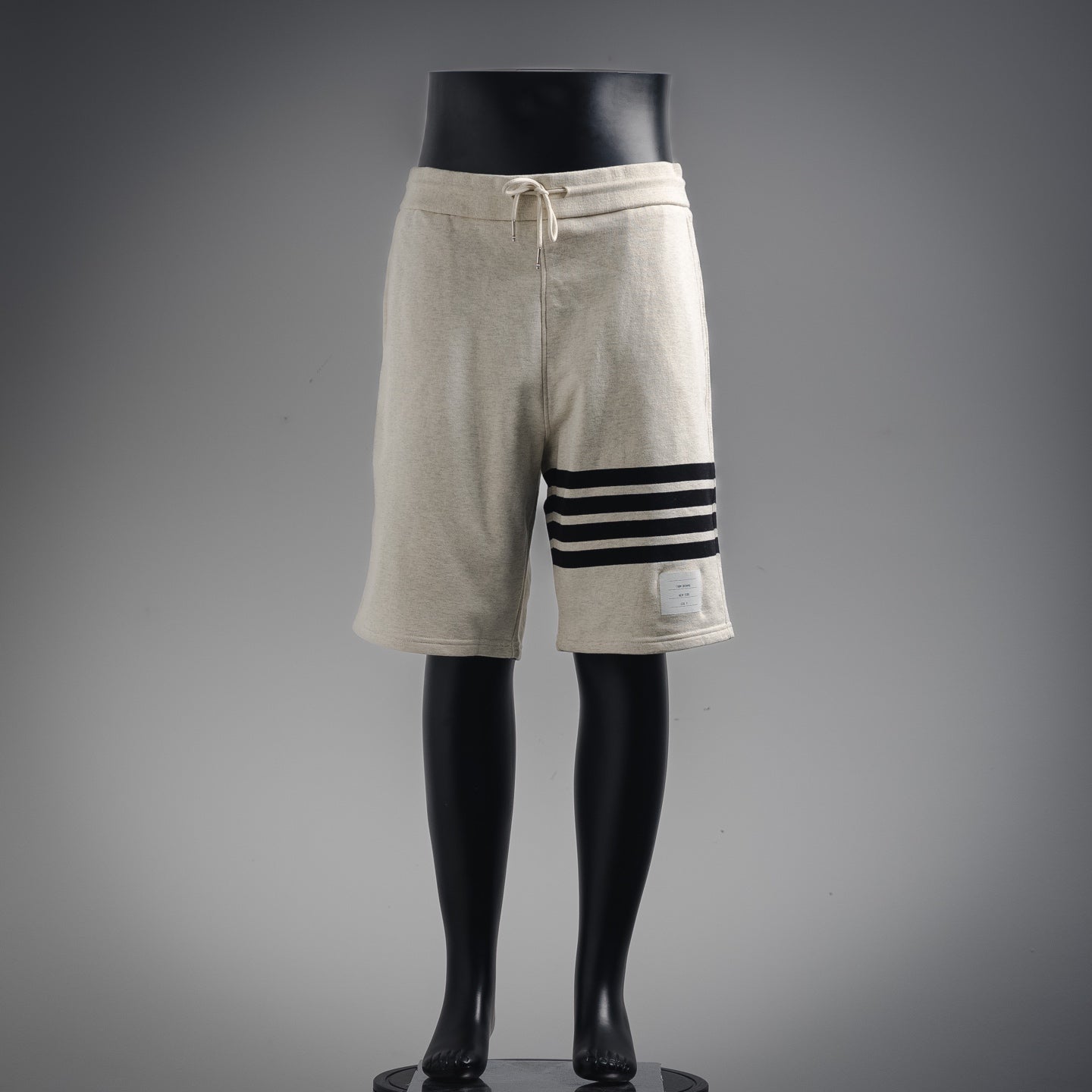 Thom short