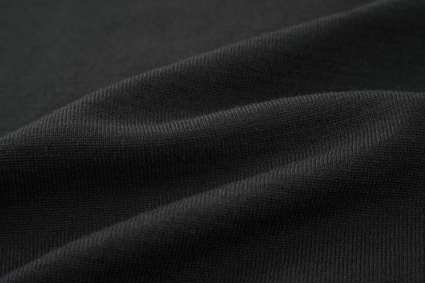 Given 25ss embroidered polo