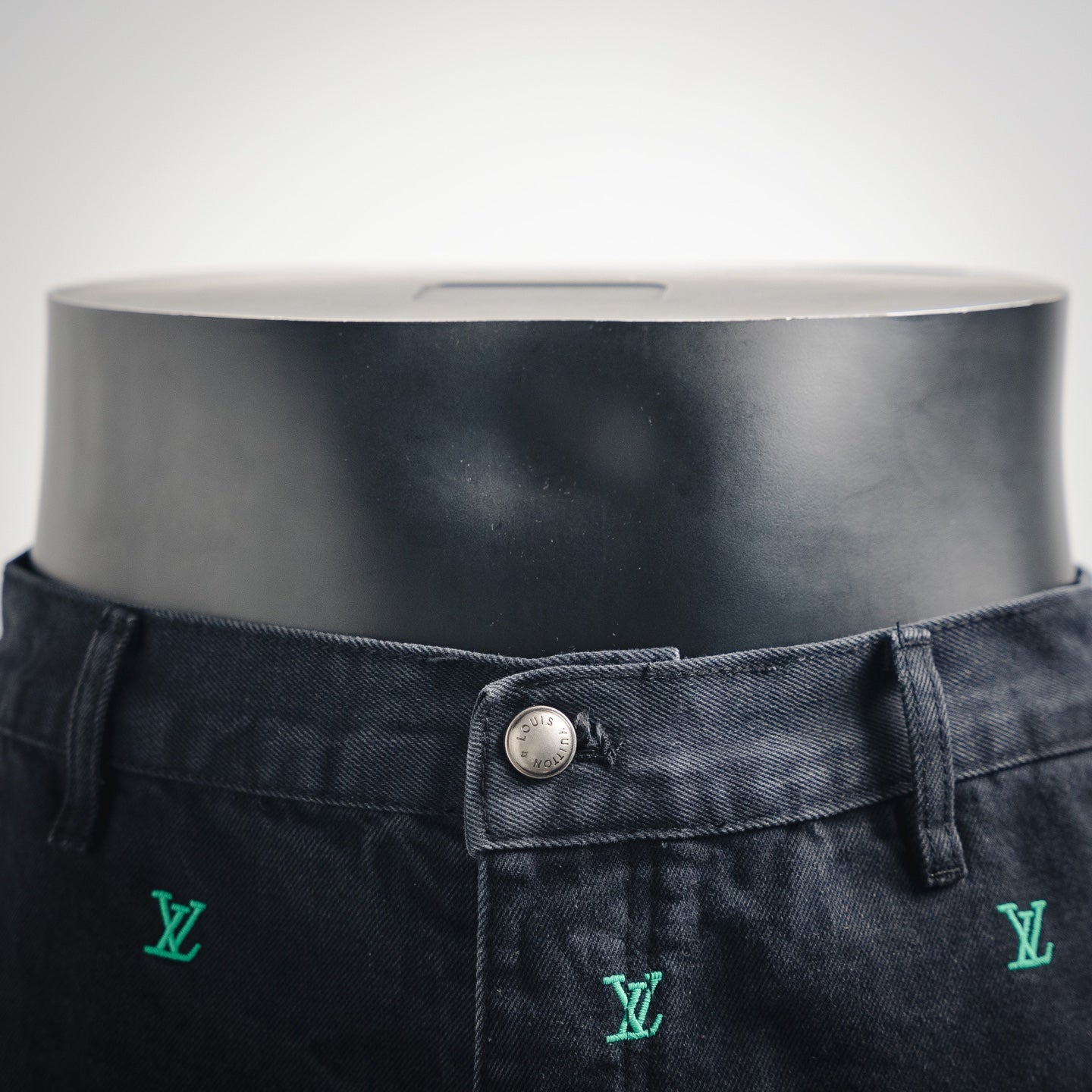 Louis 25ss embroidered jeans