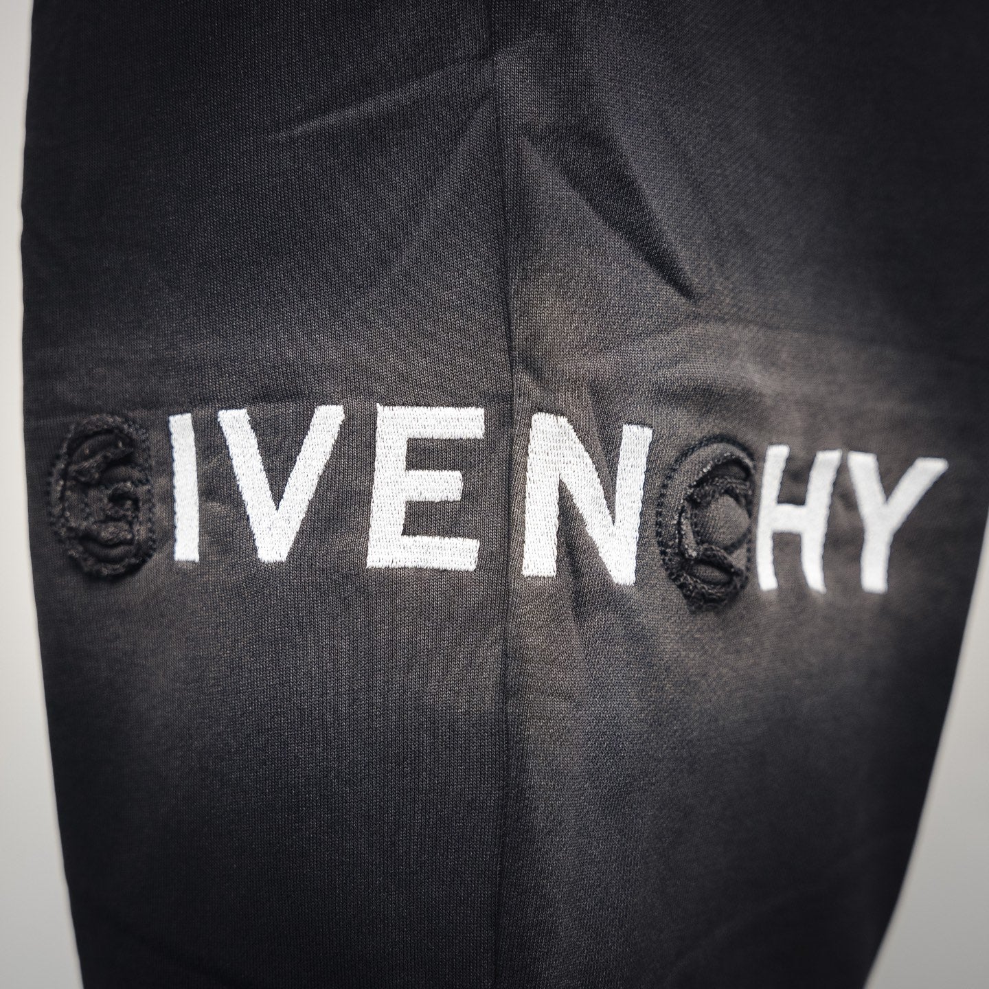 Given 25ss short
