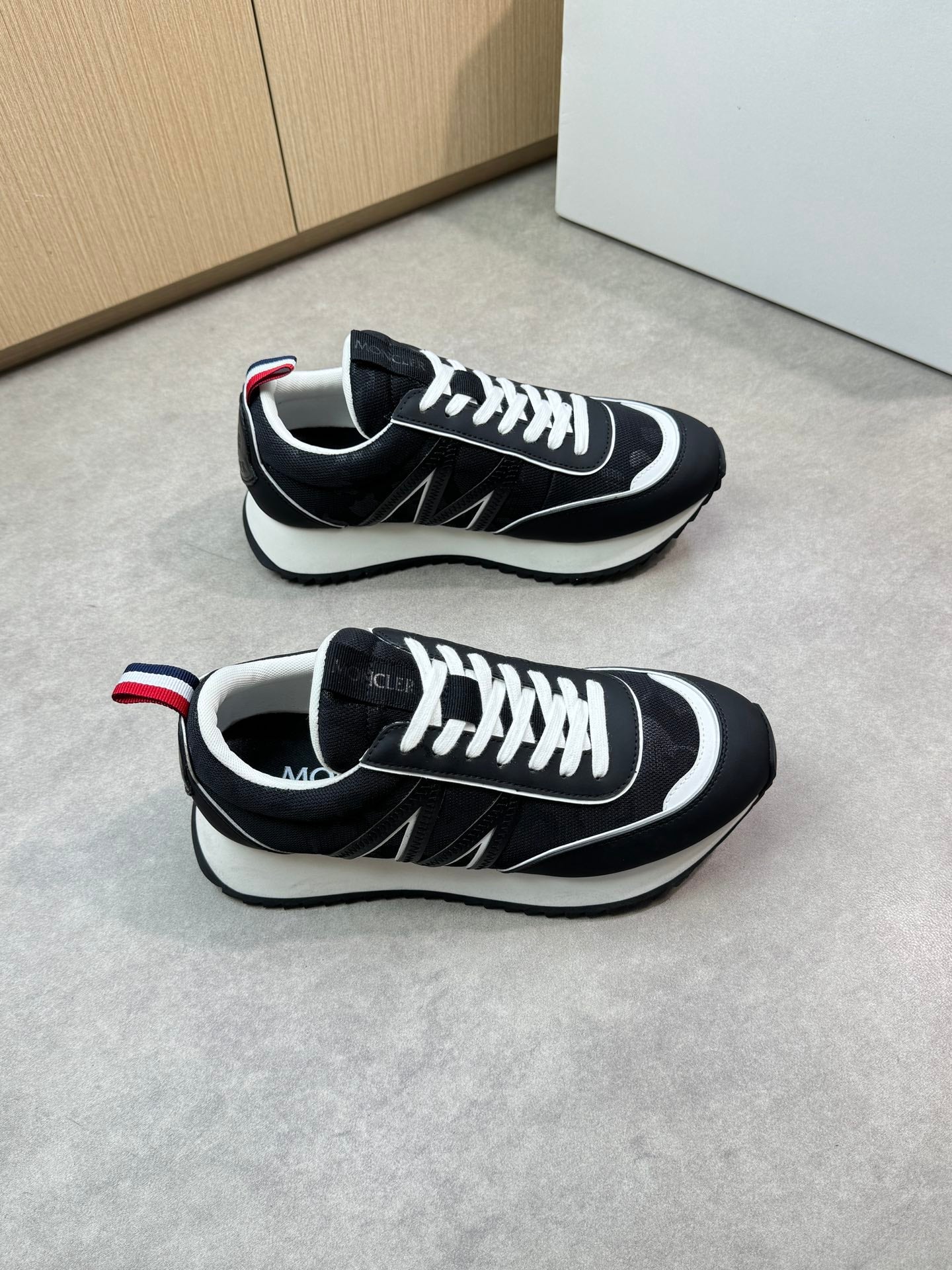 Mon 25ss sneaker