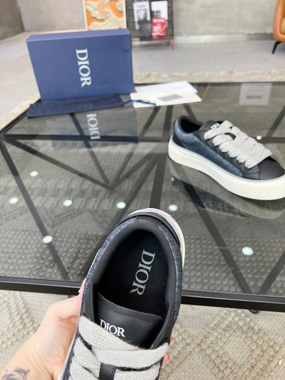 CD sneakers