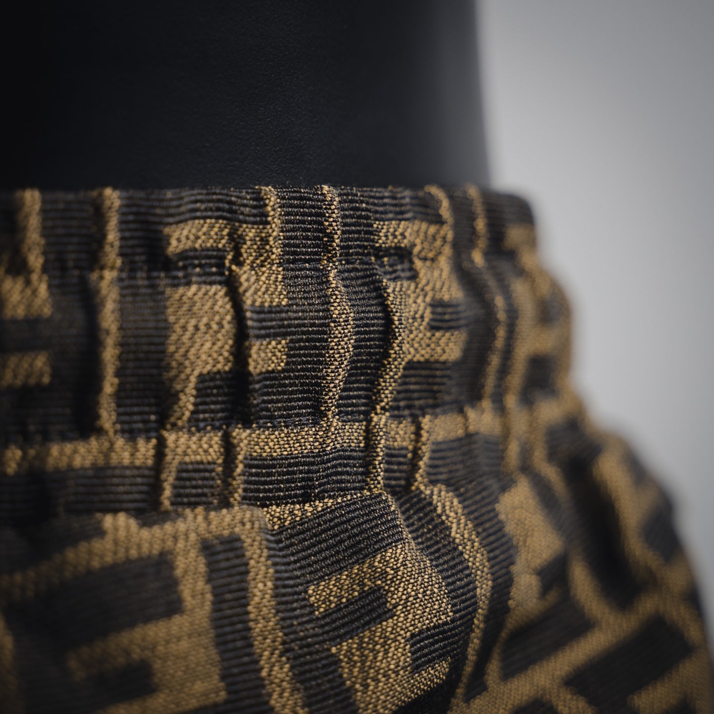 Fen jacquard short