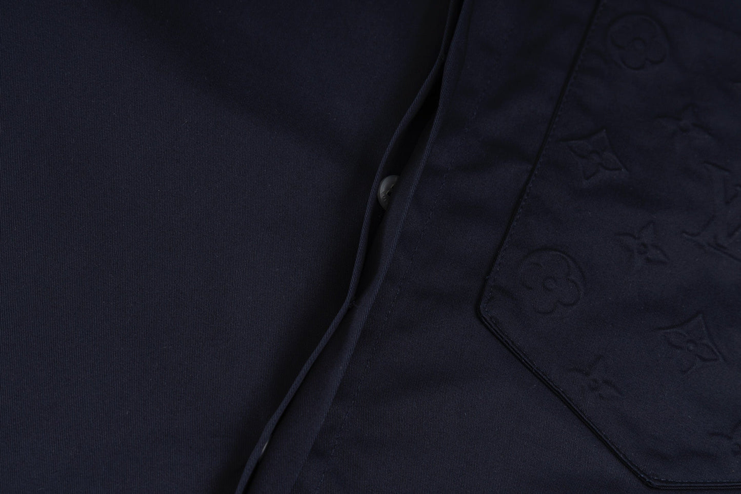 Louis 25ss embossed shirt