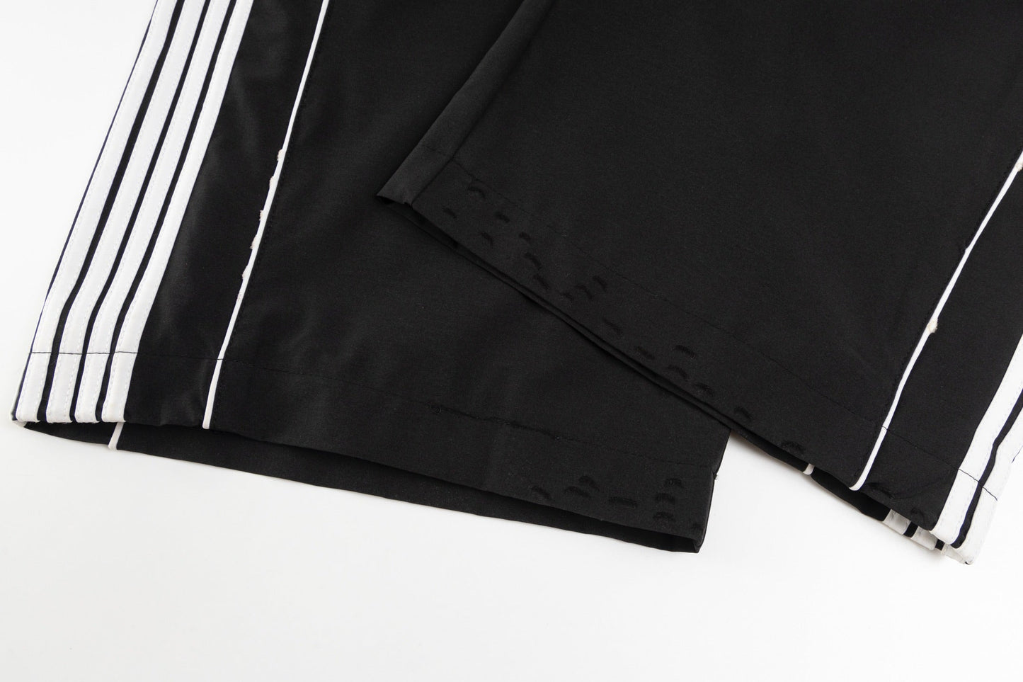 Balen 25ss embroidered pants