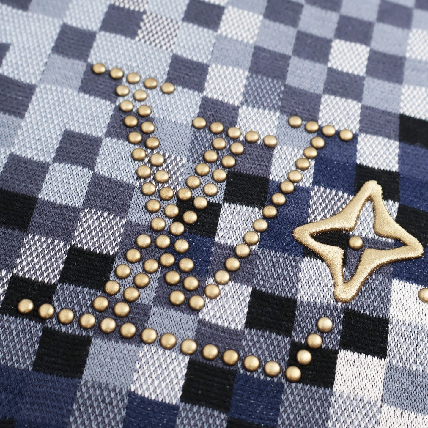 Louis 25ss knit sweater