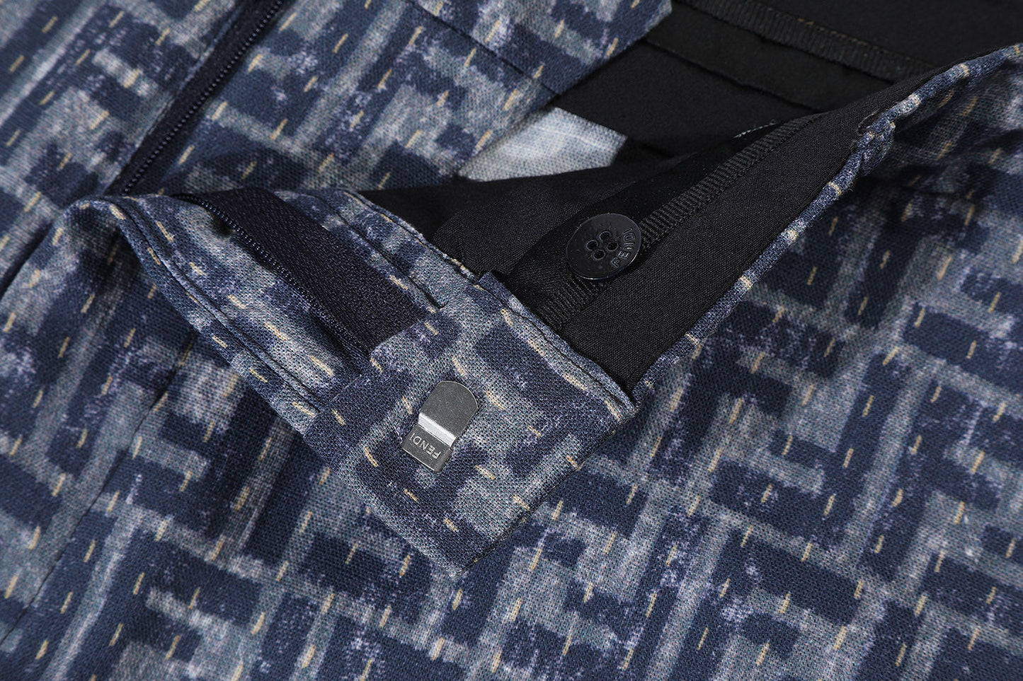 Fend 25ss jacquard short