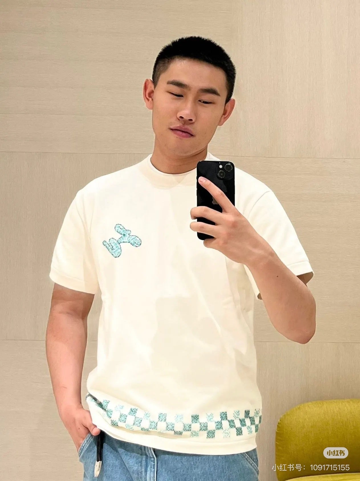 Louis 25fw rhinestone t-shirt