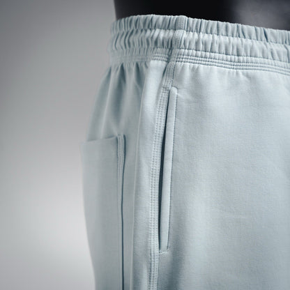 Bur embroidered short
