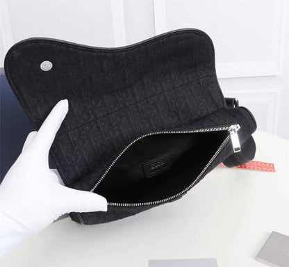 Dio  saddle oblique bag