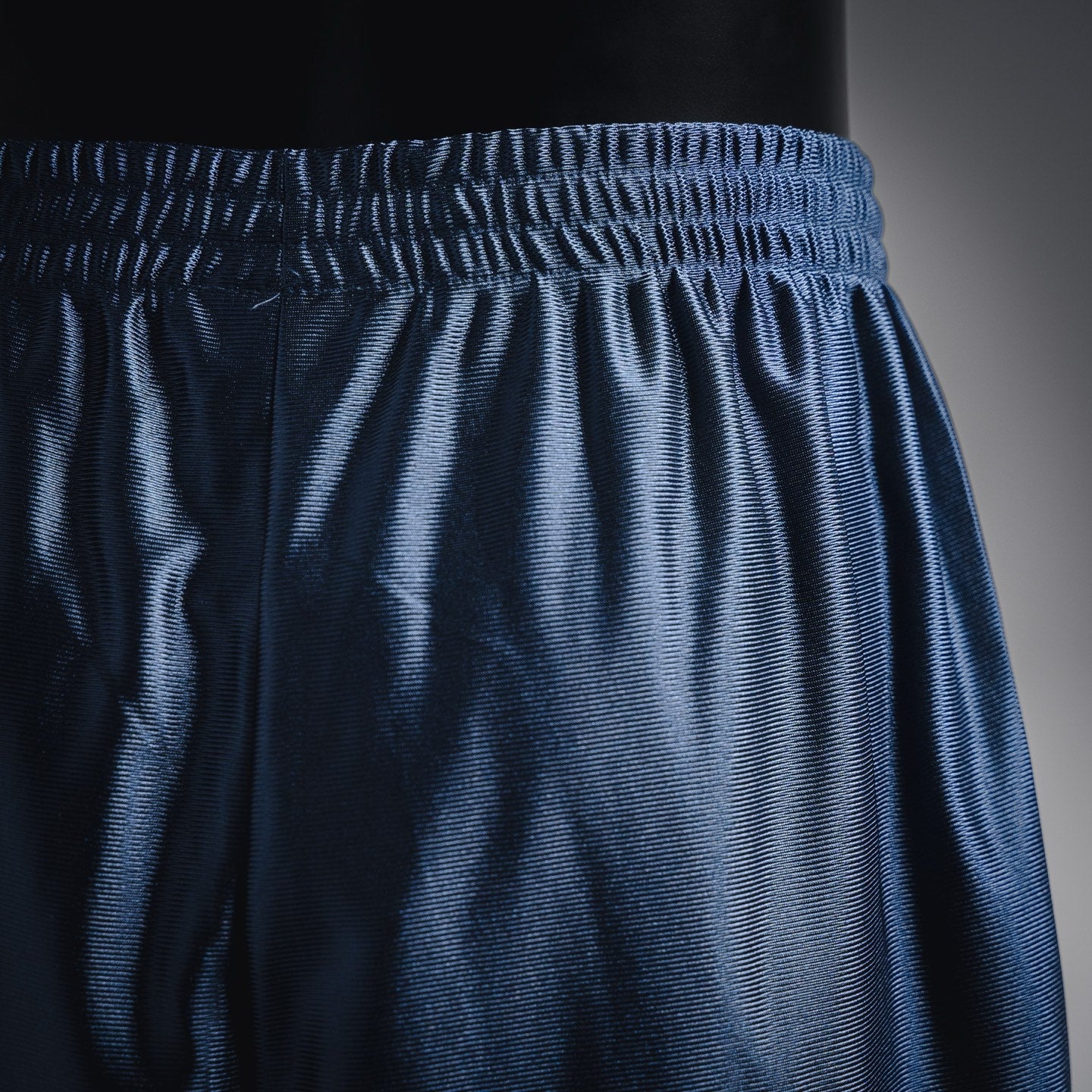 Balen 25ss embroidered short