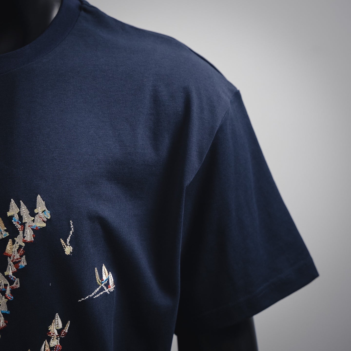Louis 25ss embroidered t-shirt