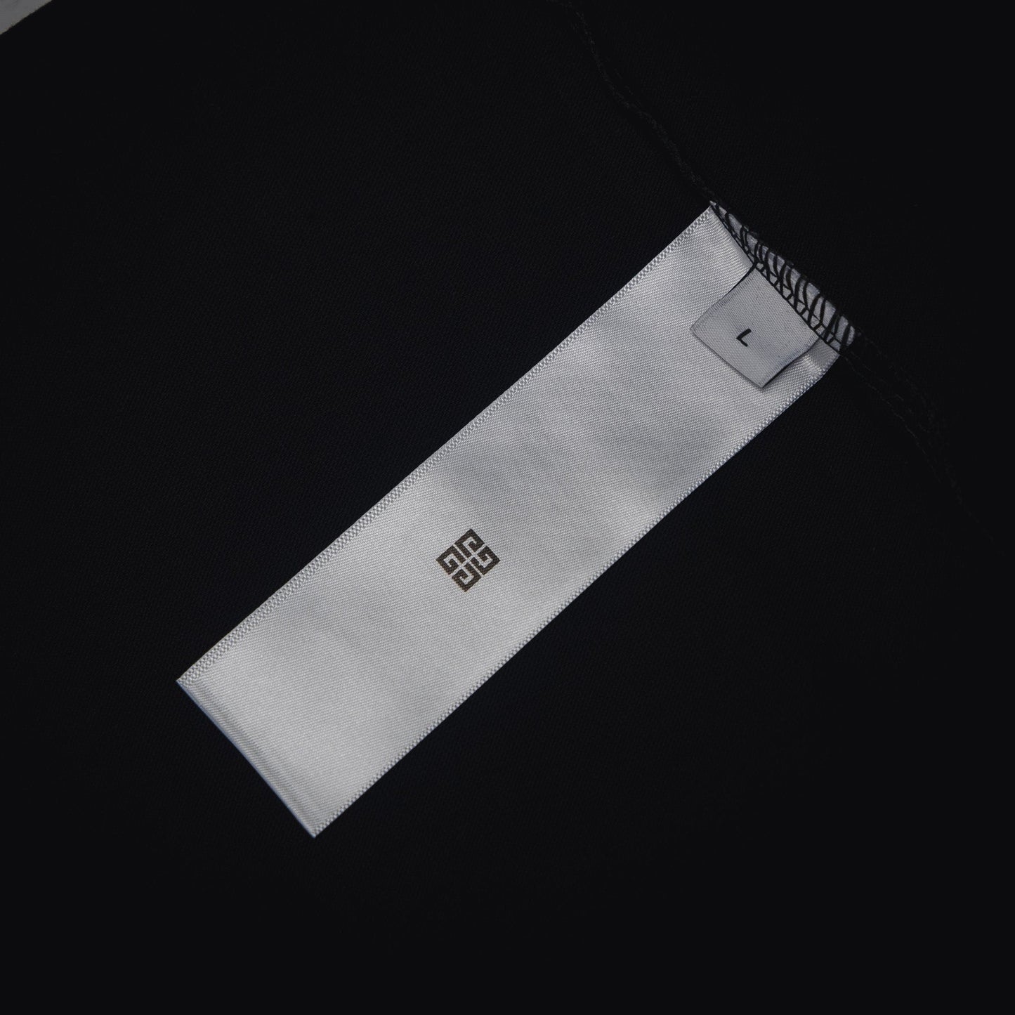 Given 25ss  printed t-shirt