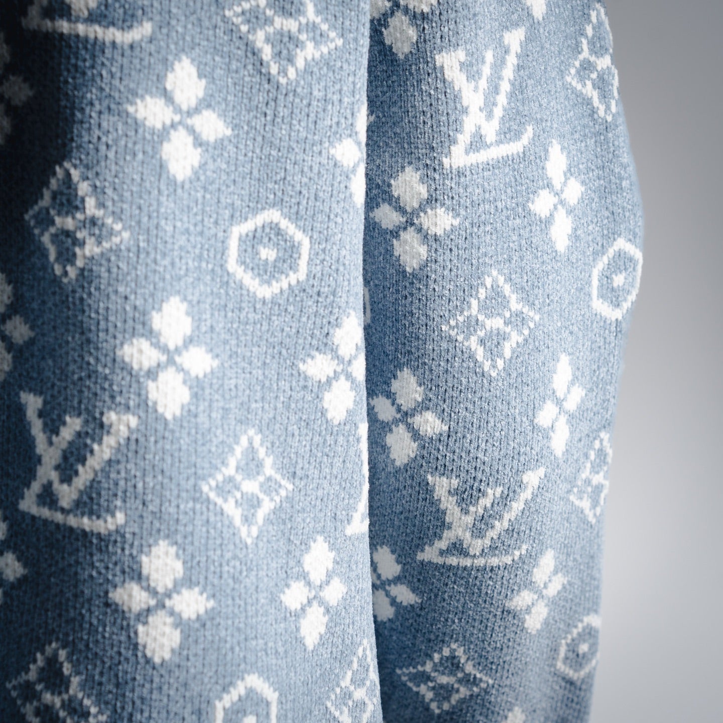 Louis  25fw jacquard cardigan