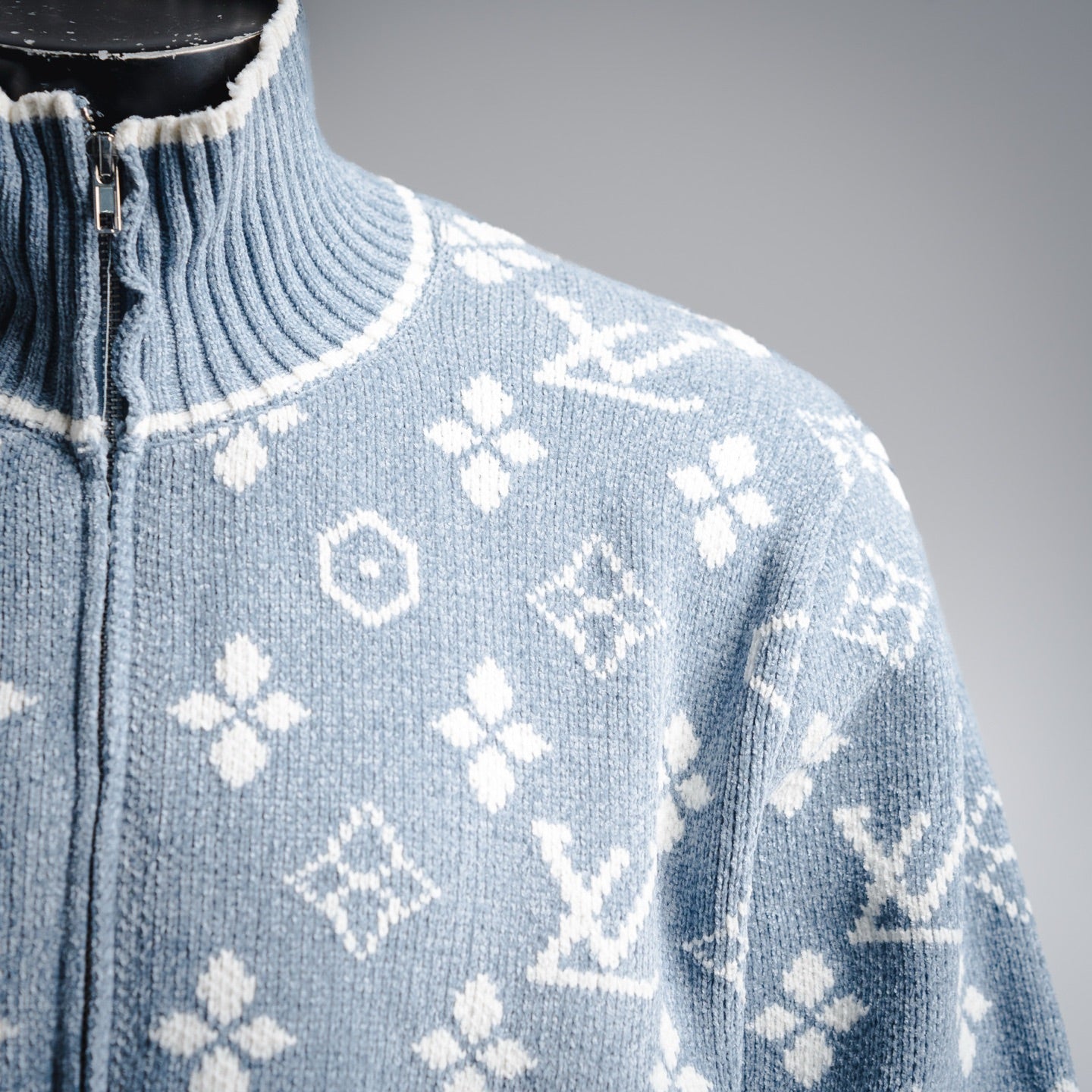 Louis  25fw jacquard cardigan