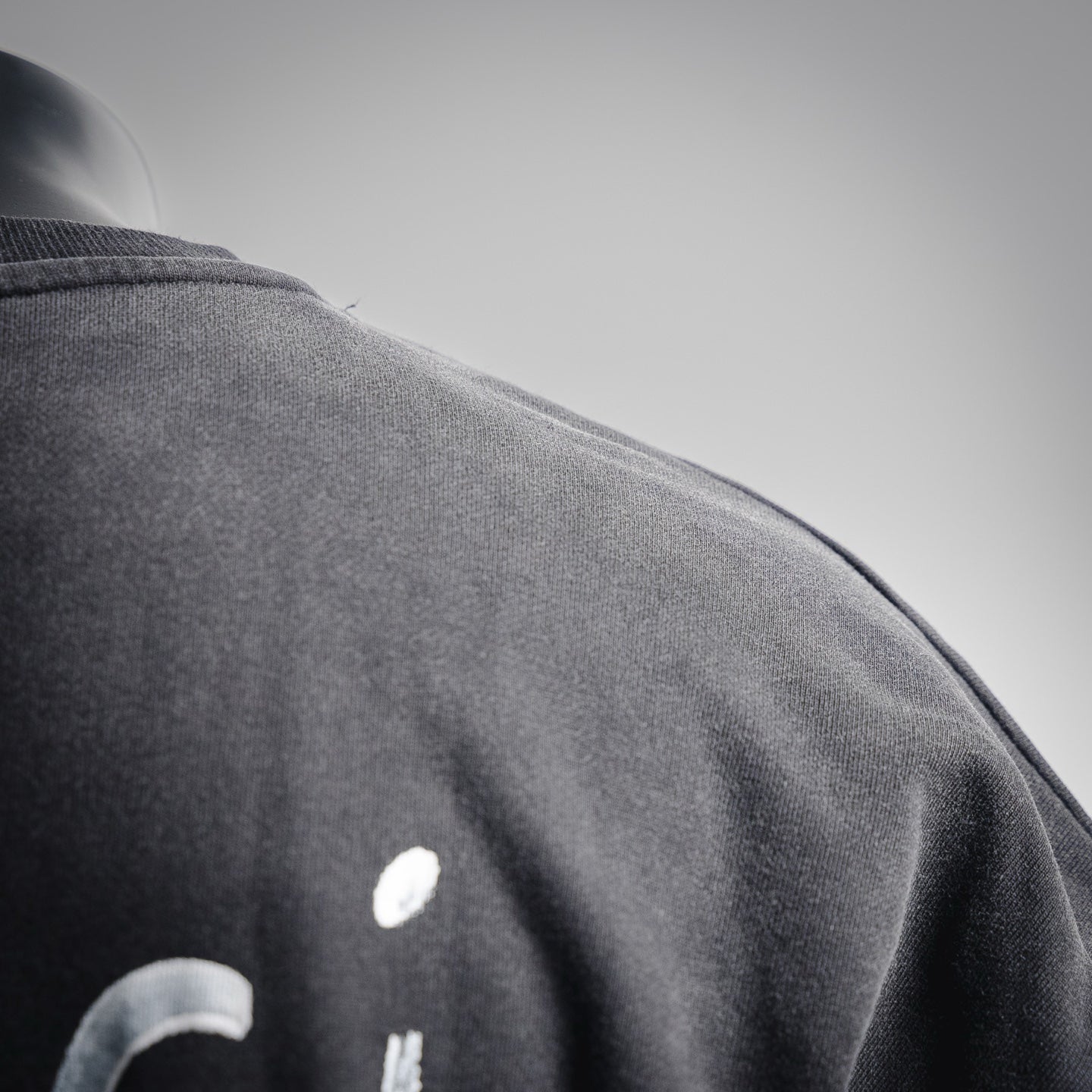 Guc  25fw loose hoodie