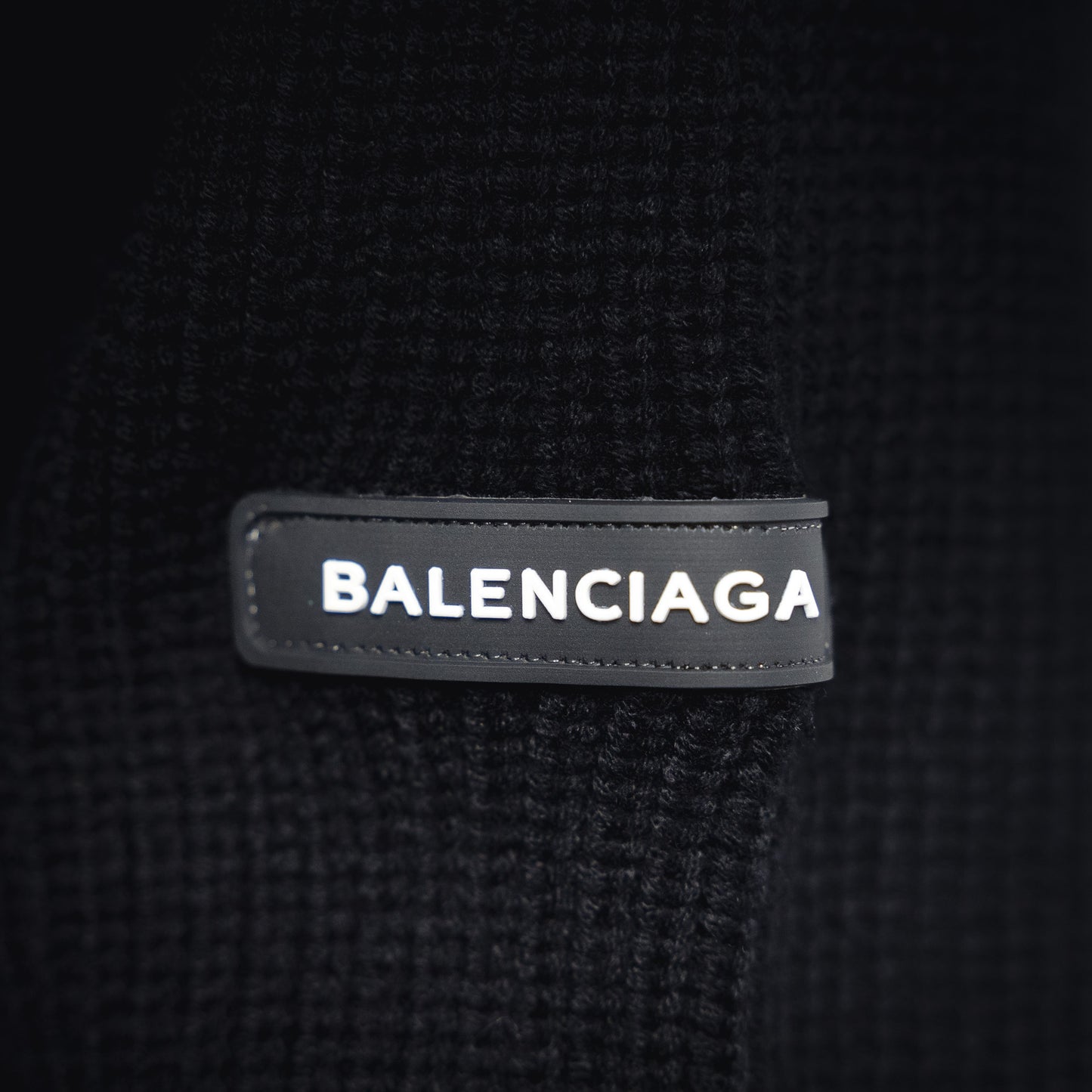 Balen 25fw cardigan sweater