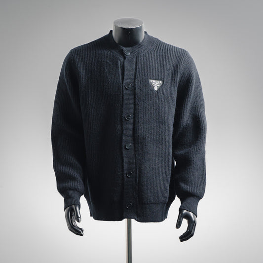 Pra 25fw buttons sweater