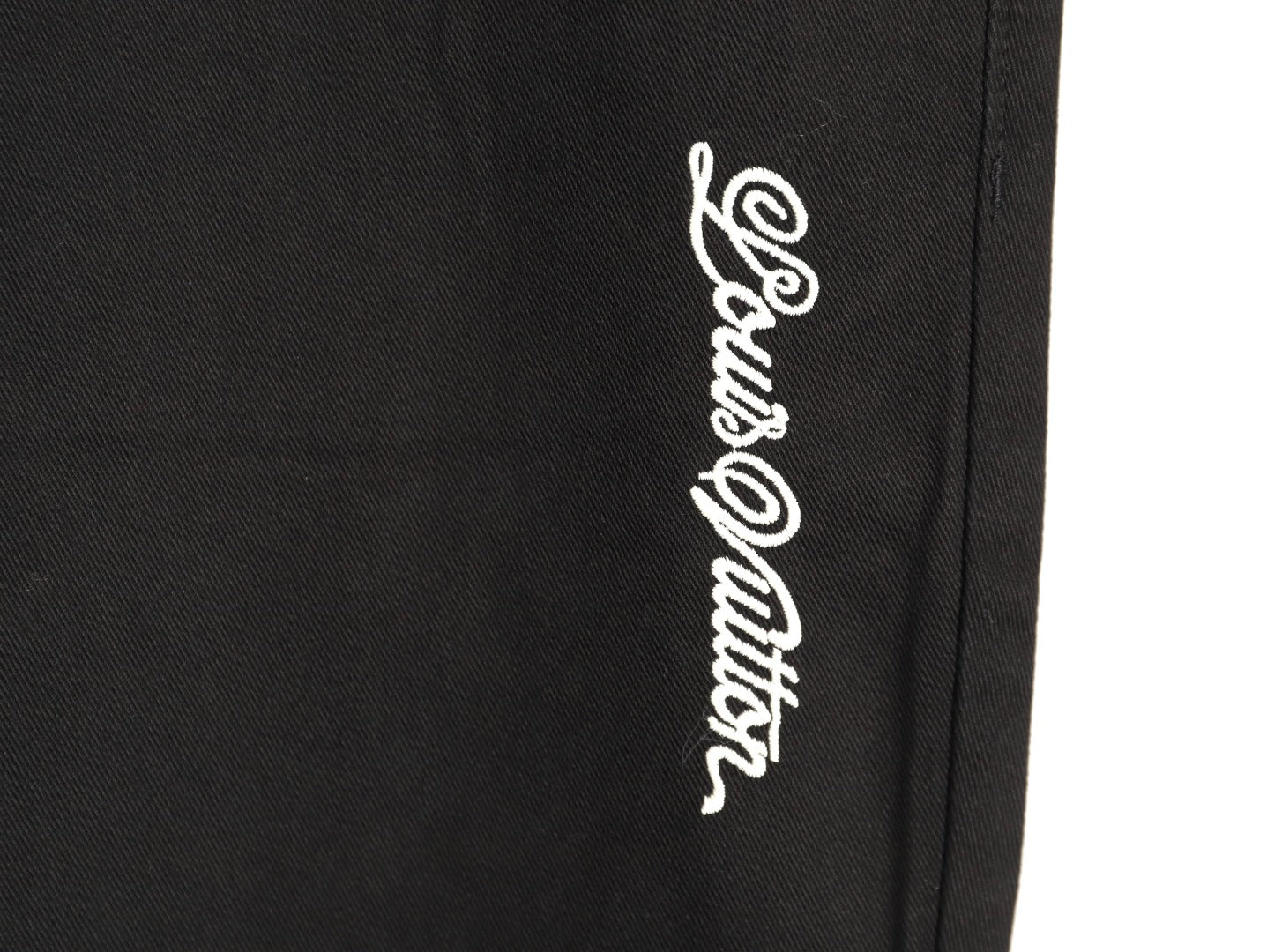 Louis 25fw embroidered pants