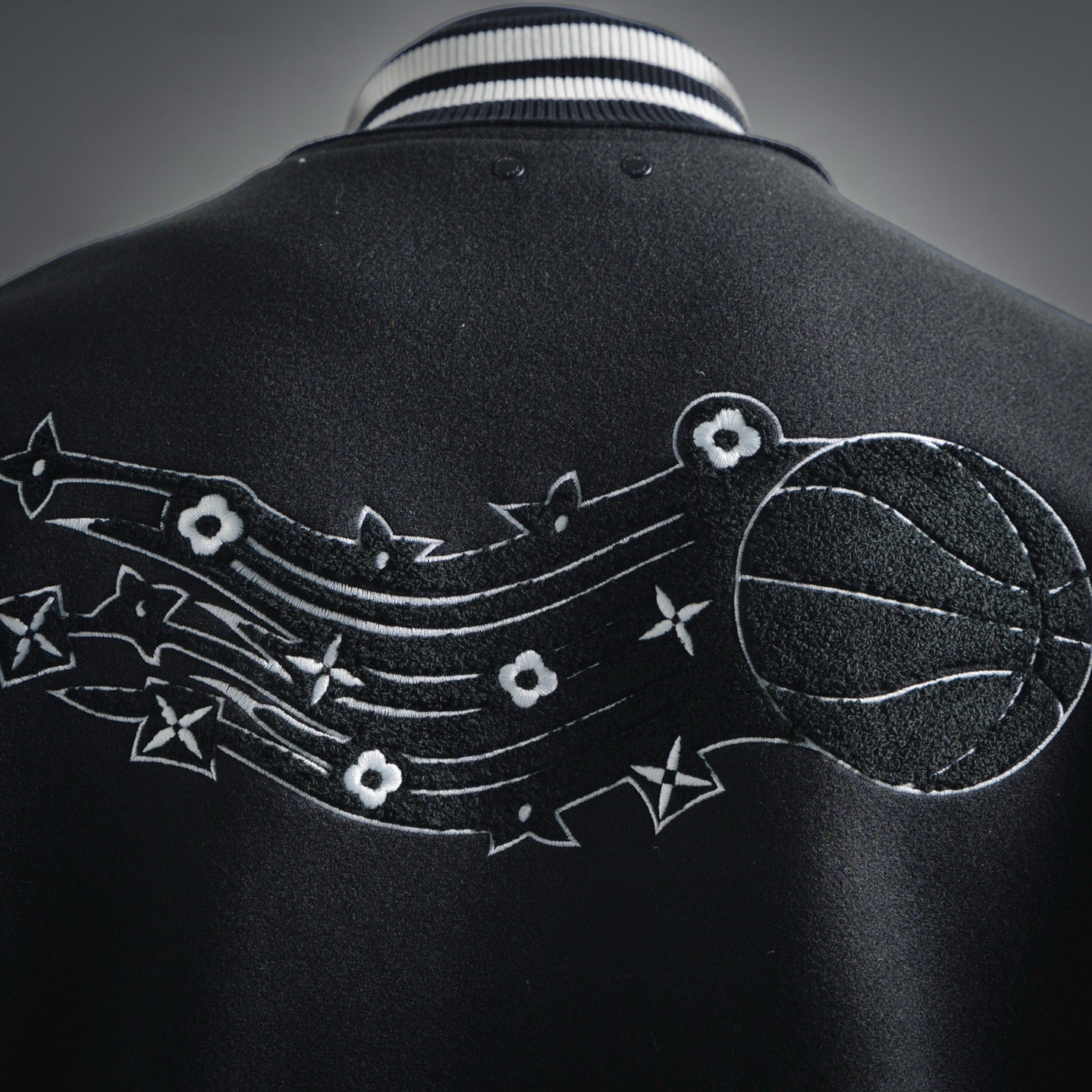 Louis 25fw embroidered jacket