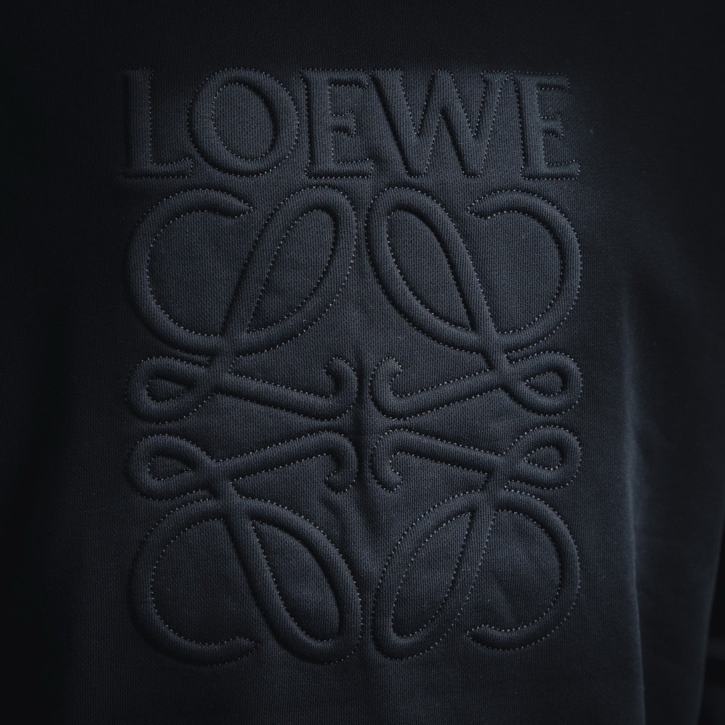 Loe 25fw embroidered hoodie