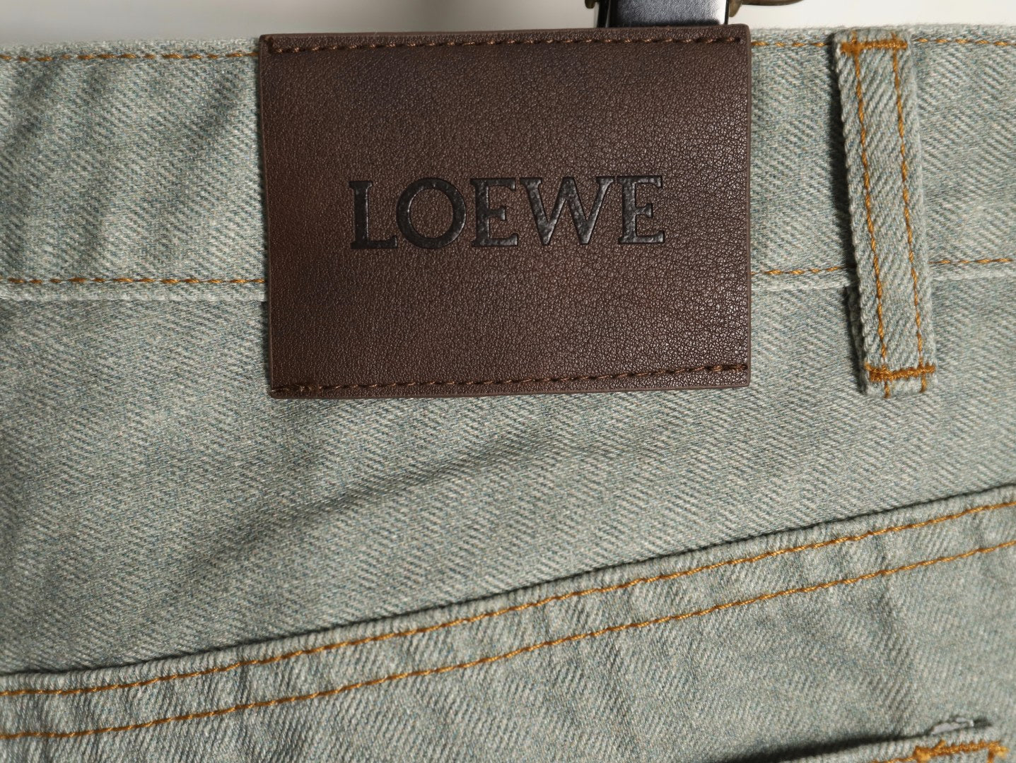Loe 25fw all-match jeans